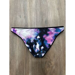 Lululemon Water: Surf To Sand Bikini BottomBlooming Pixie Multi / Black Size 2/4